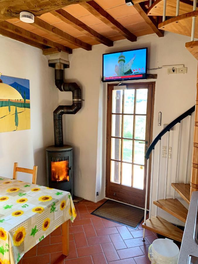 Вилла Ferienhaus Il-Pino Роккастрада Экстерьер фото